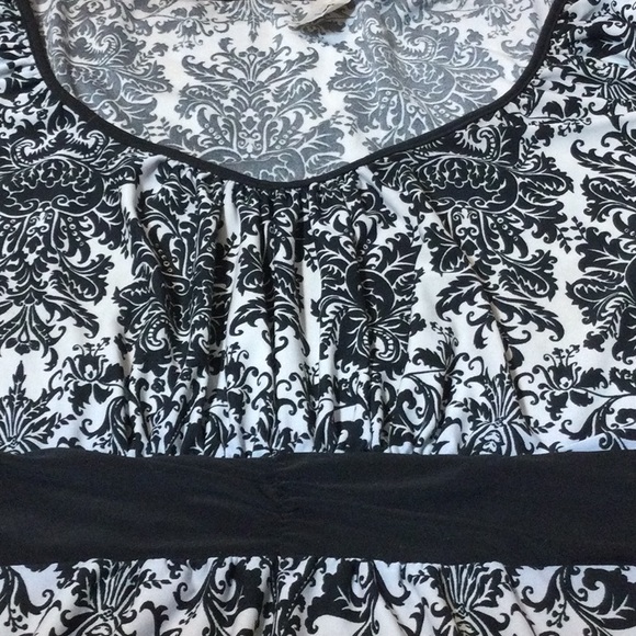 M ND Intimates damask cap sleeve lounge dress - Picture 9 of 15